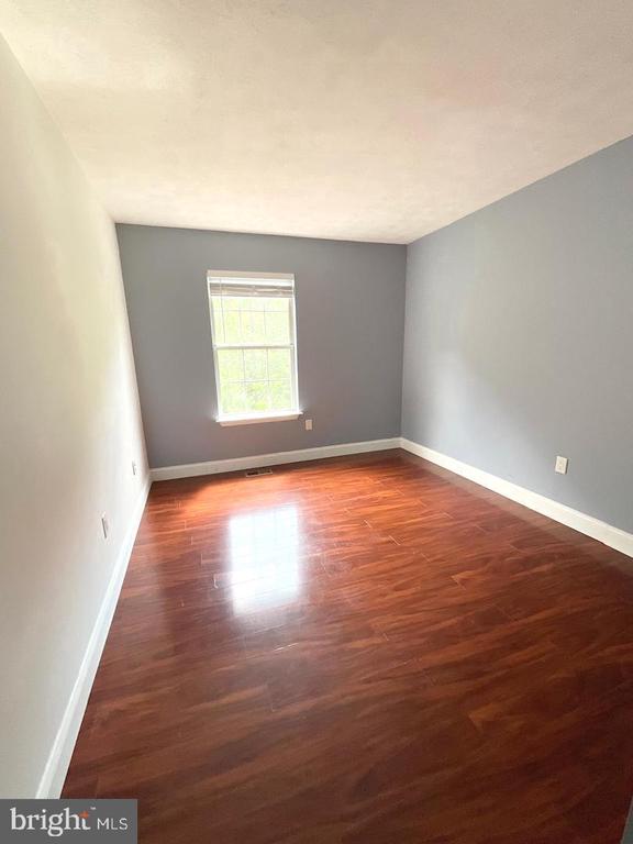 404 POTOMAC HILLS DRIVE