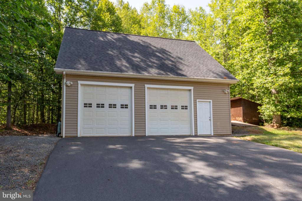 3940 Grouse DR