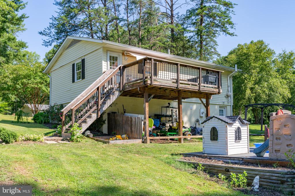 665 HOLLY CORNER RD