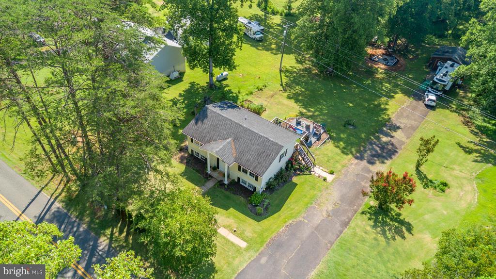 665 HOLLY CORNER RD