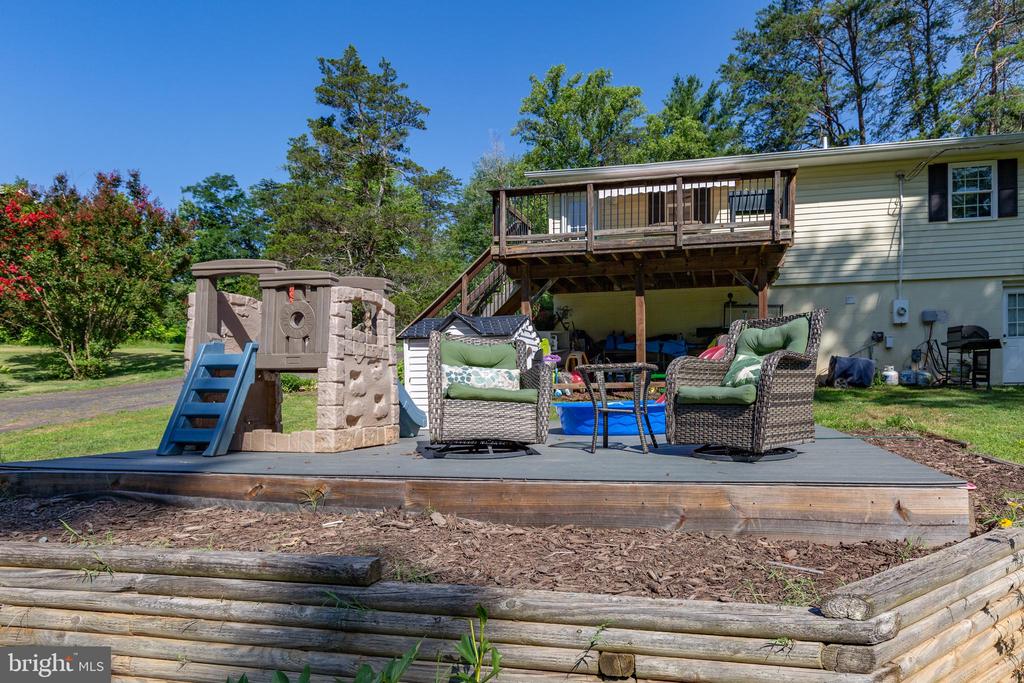 665 HOLLY CORNER RD