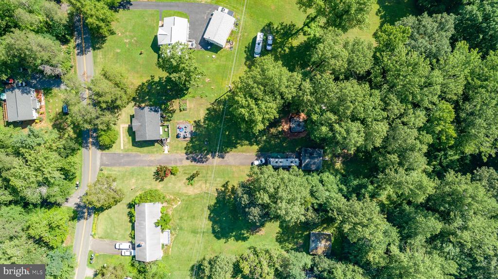 665 HOLLY CORNER RD