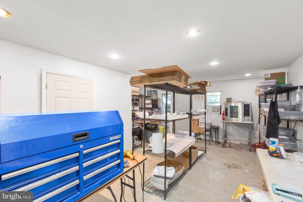665 HOLLY CORNER RD