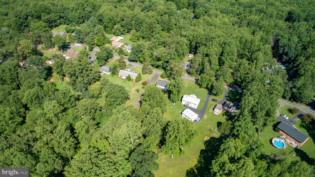 665 HOLLY CORNER RD