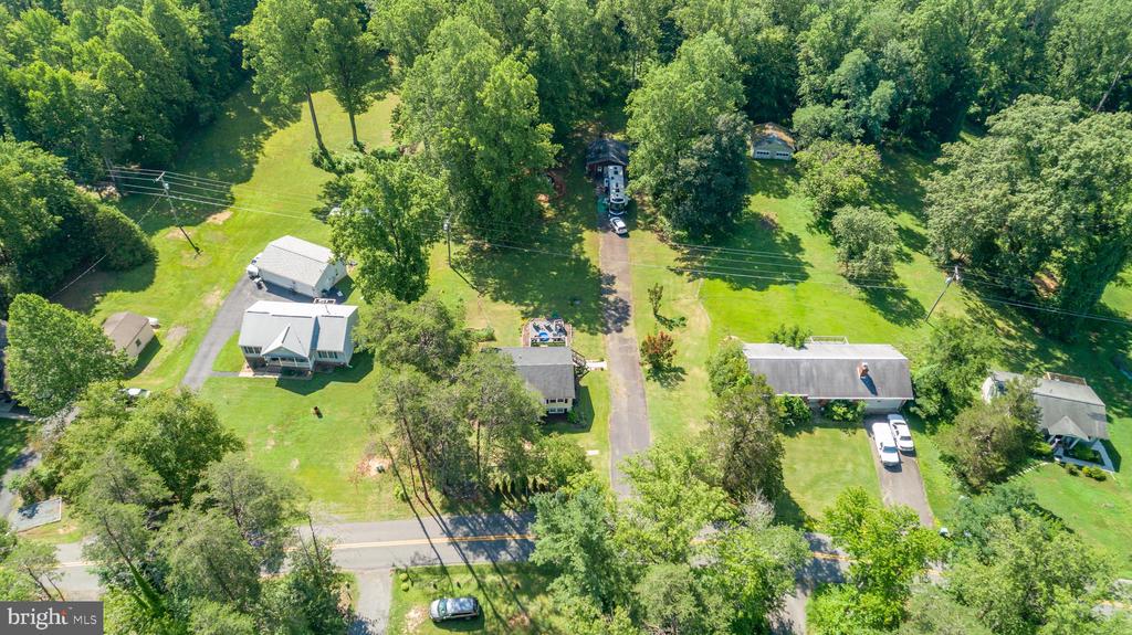 665 HOLLY CORNER RD