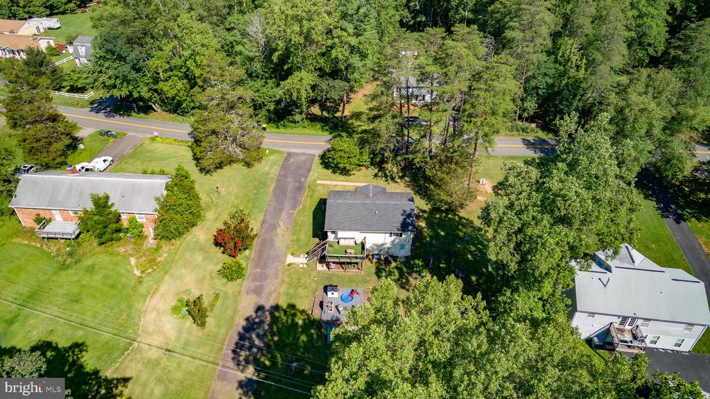 665 HOLLY CORNER RD