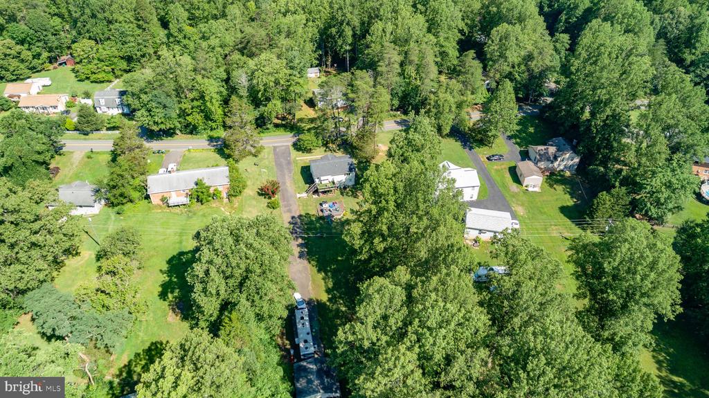665 HOLLY CORNER RD