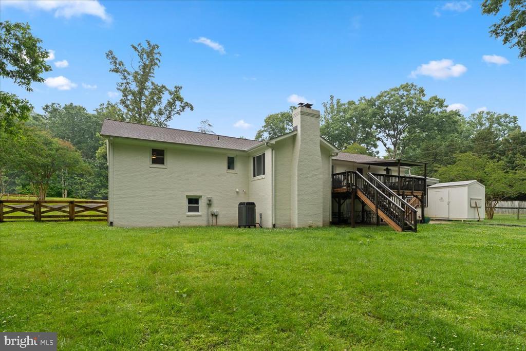 2237 MOUNTAIN ROAD
