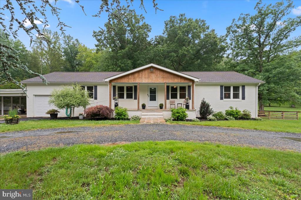 2237 MOUNTAIN ROAD