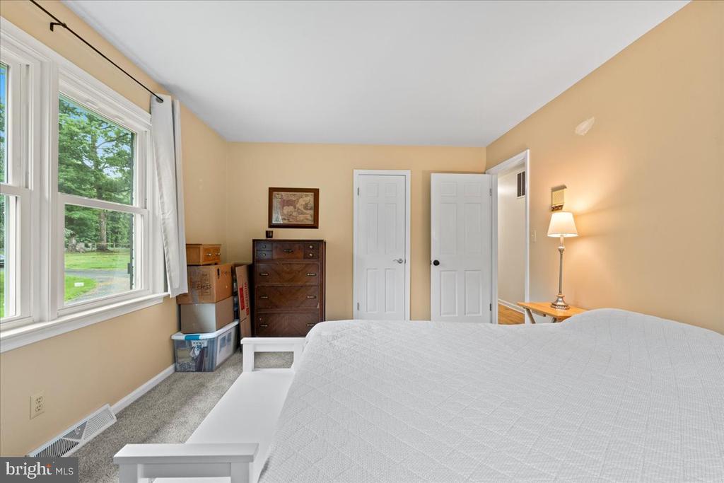 2237 MOUNTAIN ROAD