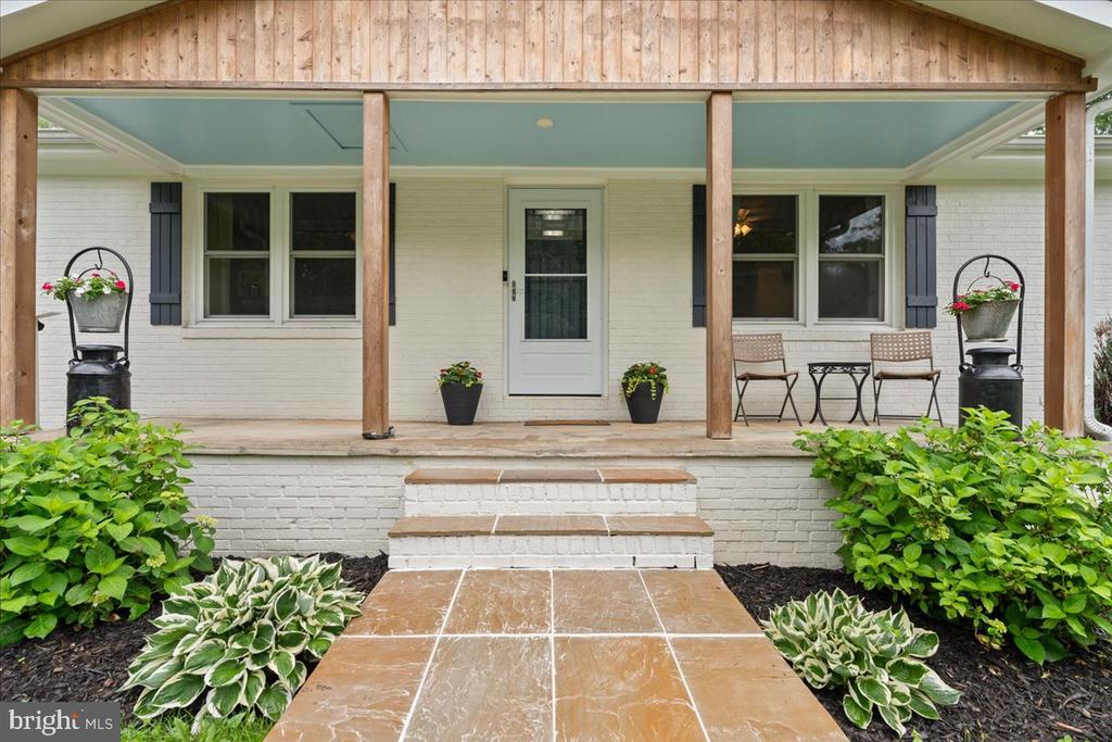 2237 MOUNTAIN ROAD