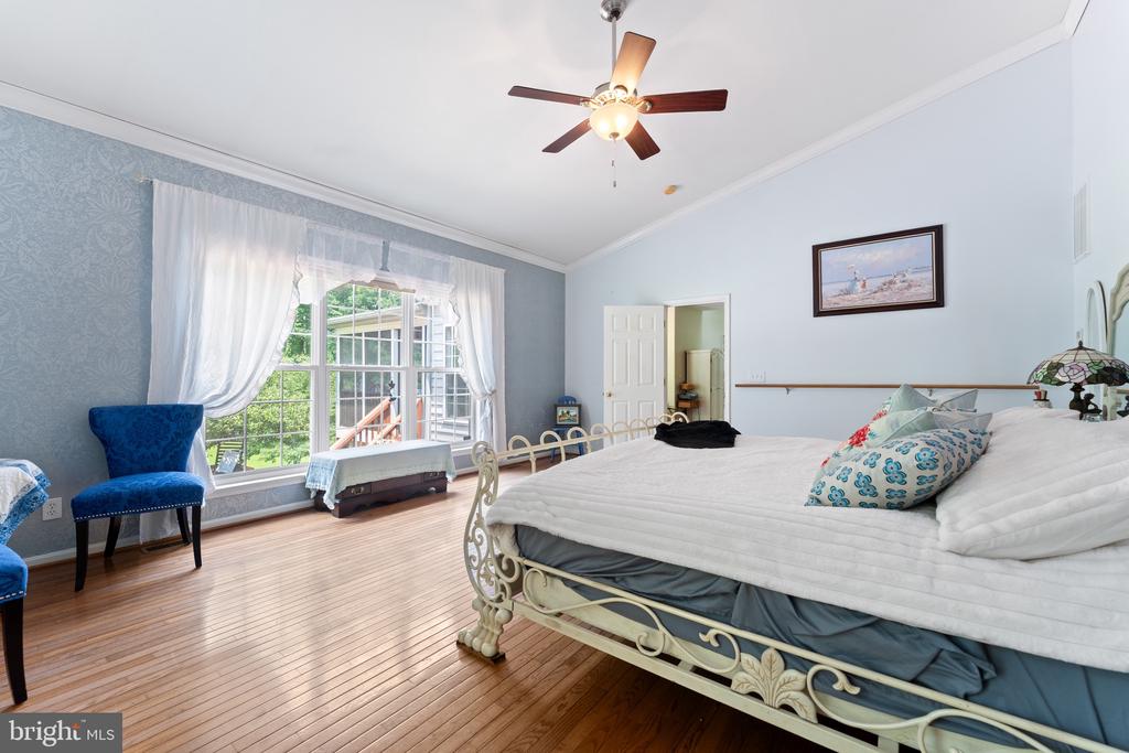 120 LONGWOOD DRIVE
