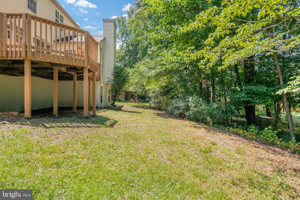5 TIMBERWOOD COURT