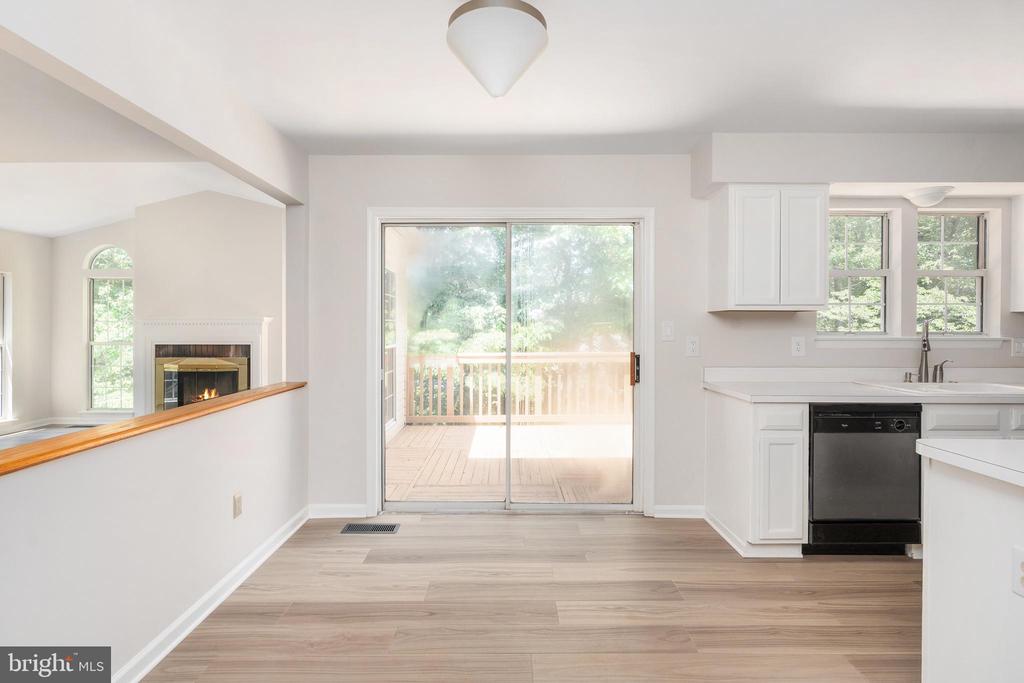 5 TIMBERWOOD COURT