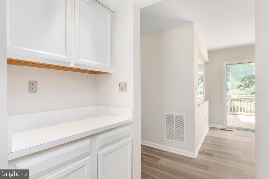 5 TIMBERWOOD COURT