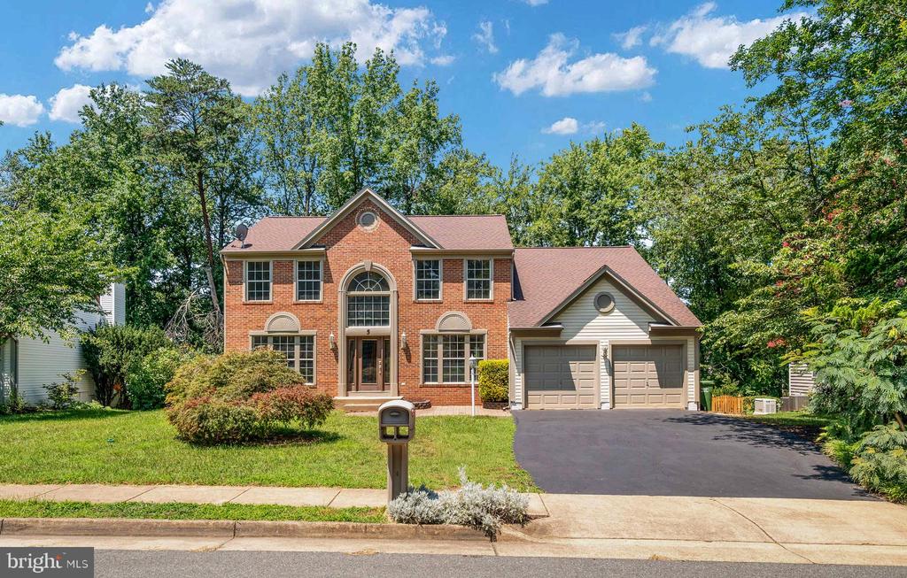 5 TIMBERWOOD COURT