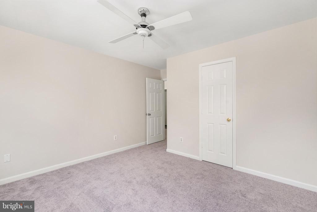 5 TIMBERWOOD COURT