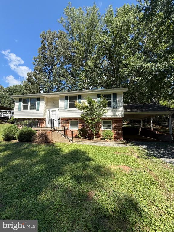 198 VAN HORN LANE