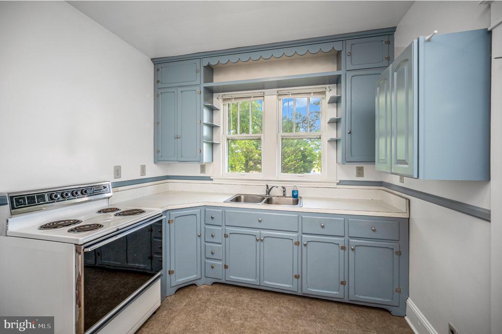 1275 WARRENTON ROAD