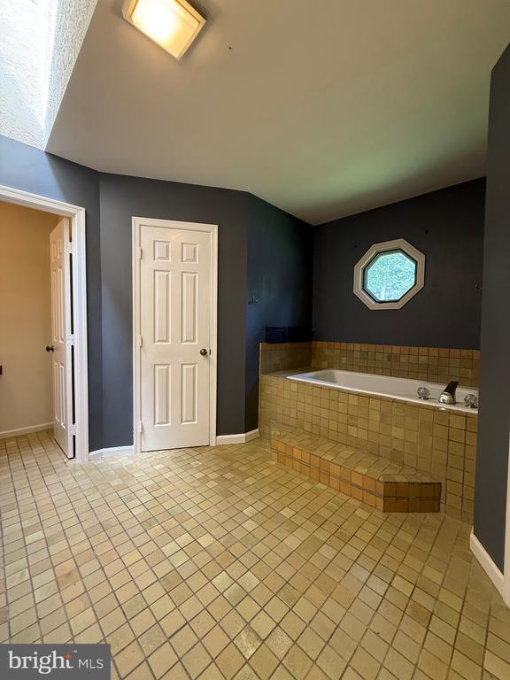 222 BOSUN COVE