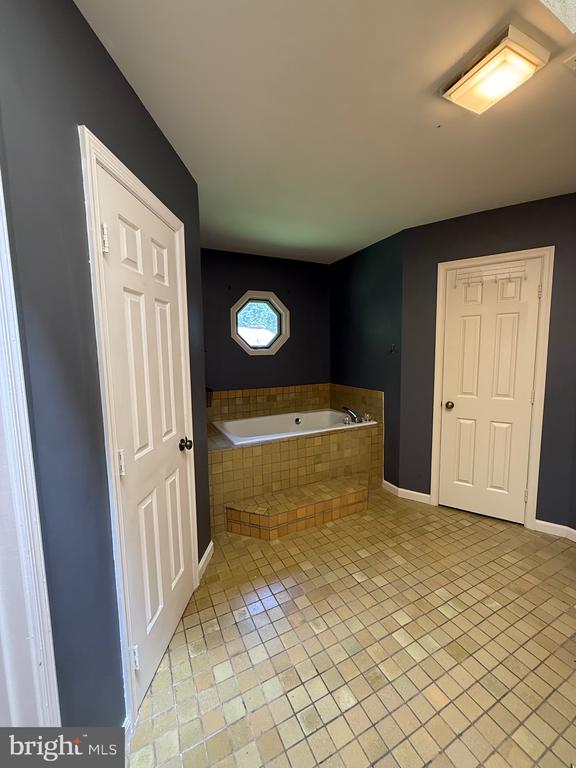 222 BOSUN COVE