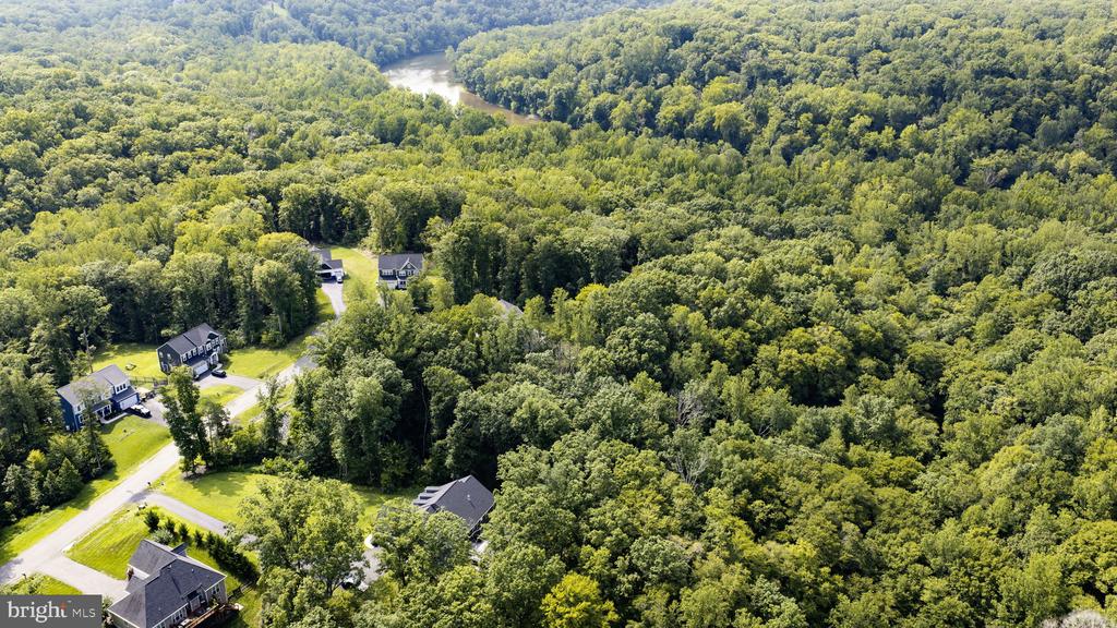 80 HOPEWELL DRIVE