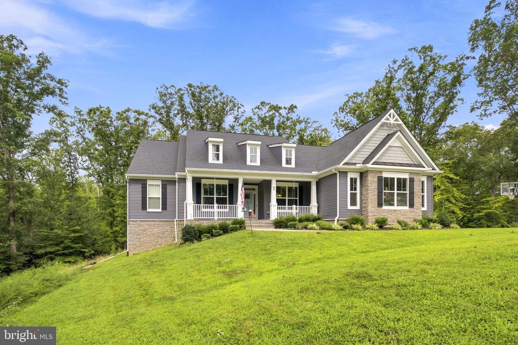 80 HOPEWELL DRIVE