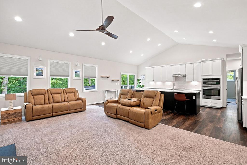 80 HOPEWELL DRIVE