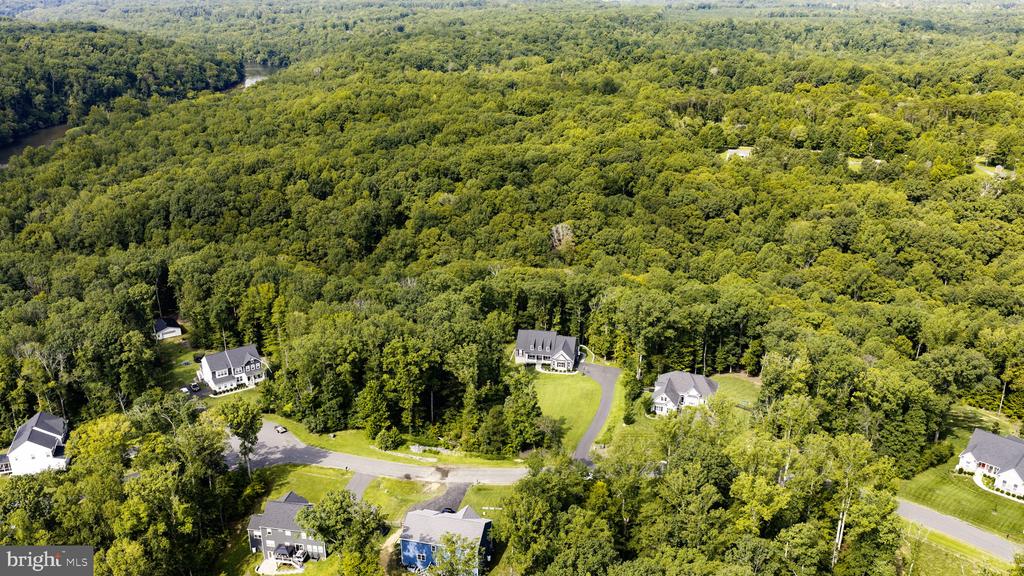 80 HOPEWELL DRIVE