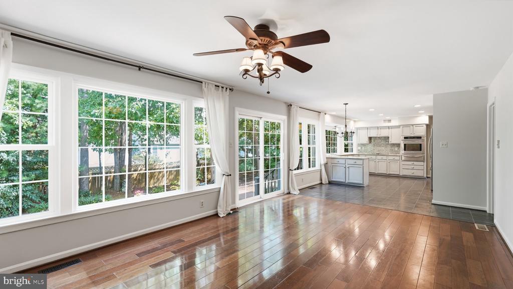 32 LARKWOOD COURT