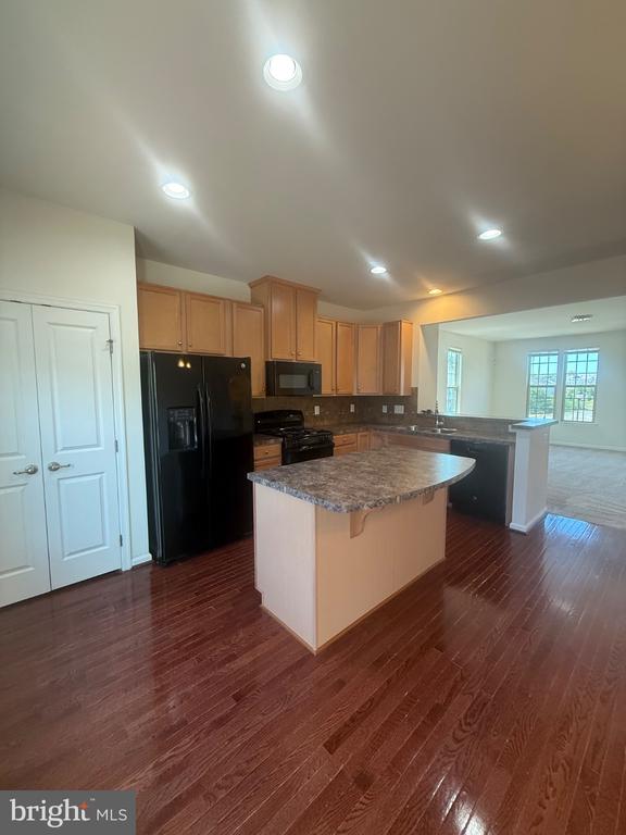 100 BRENTON ROAD Unit: 1