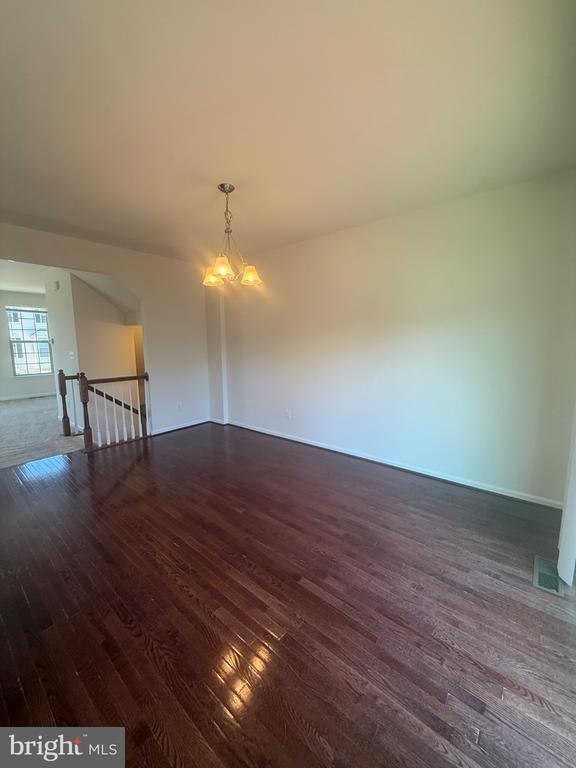 100 BRENTON ROAD Unit: 1