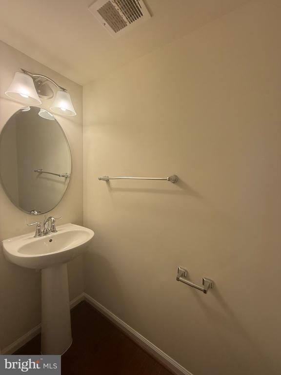 100 BRENTON ROAD Unit: 1