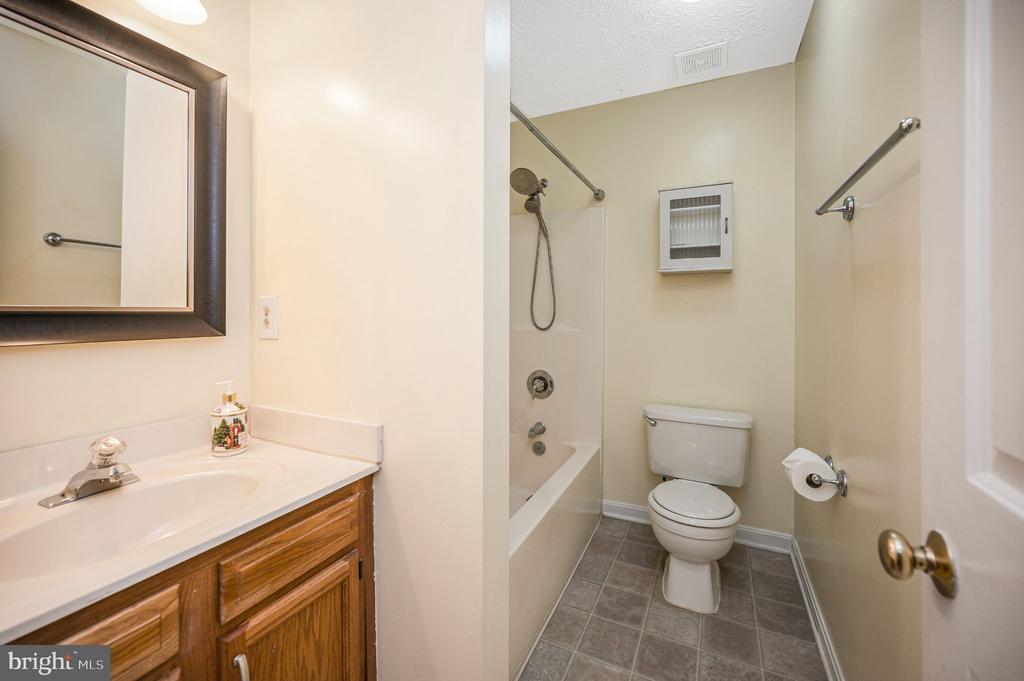 51 RUBINS WALK