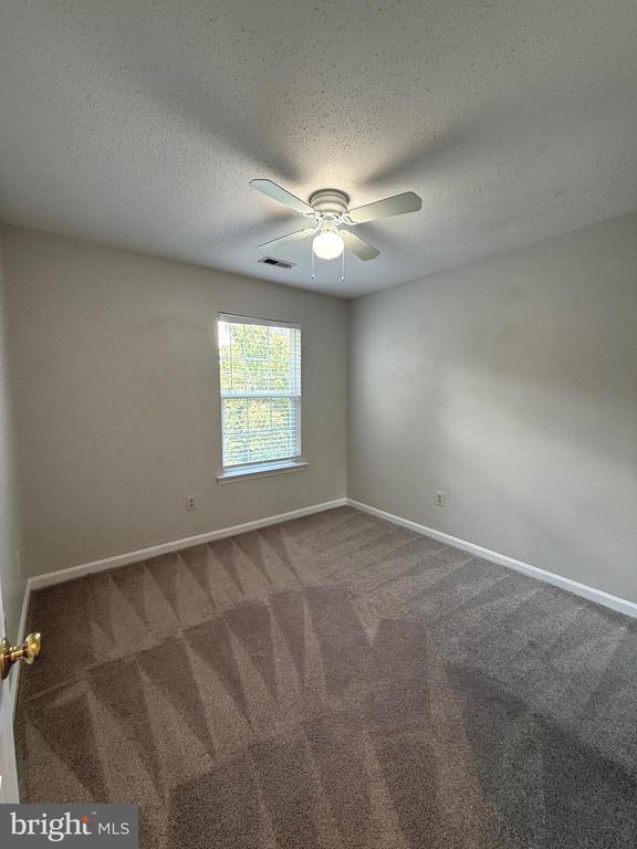 110 LAKEVIEW COURT