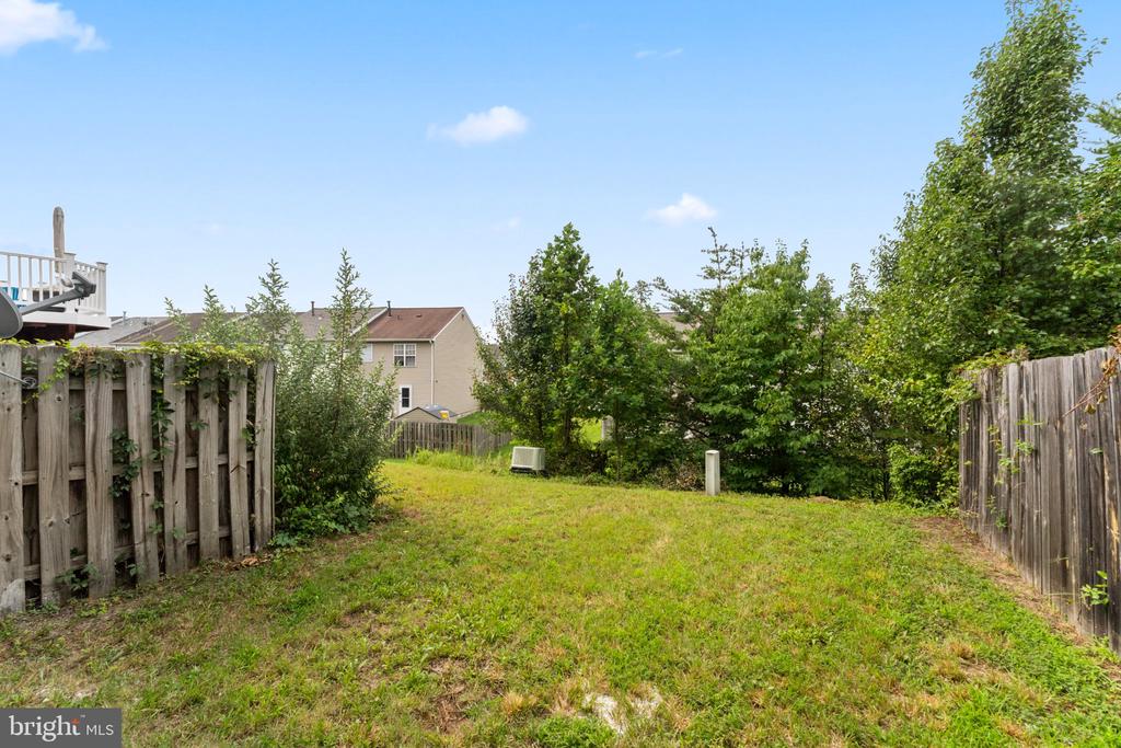 209 ILONA COURT