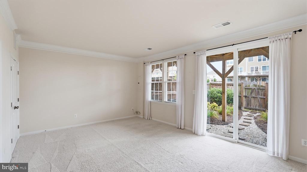 439 FOXGLOVE WAY Unit: 103