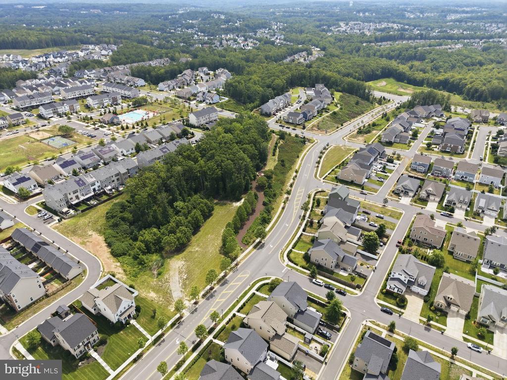 439 FOXGLOVE WAY Unit: 103