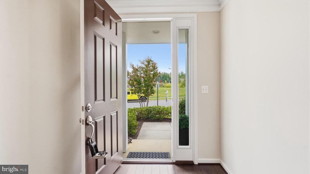 439 FOXGLOVE WAY Unit: 103