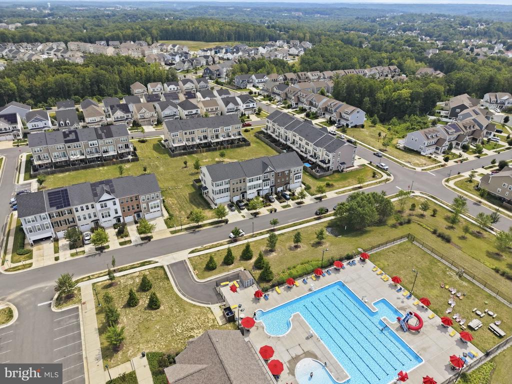 439 FOXGLOVE WAY Unit: 103