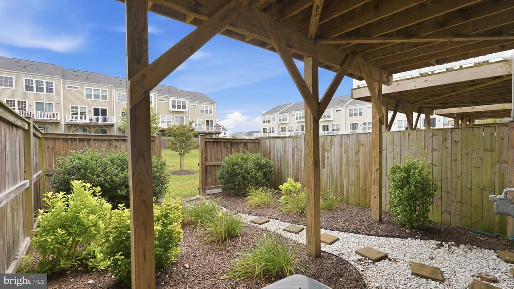 439 FOXGLOVE WAY Unit: 103