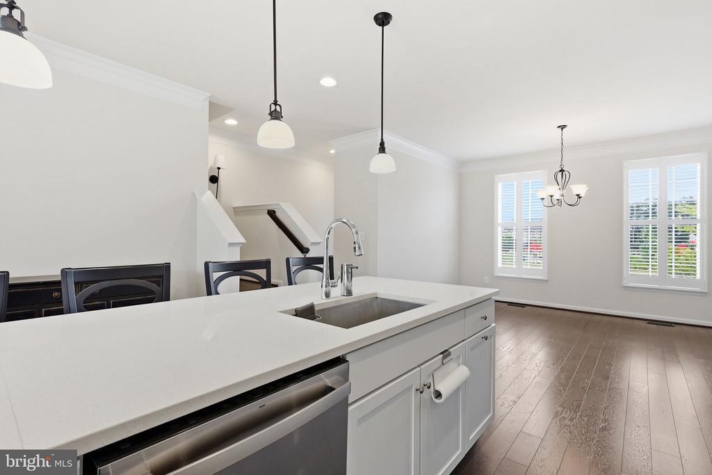 439 FOXGLOVE WAY Unit: 103