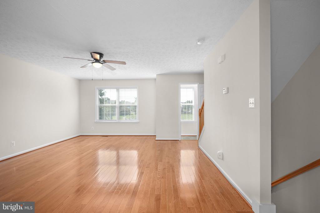 506 KENSINGTON DRIVE