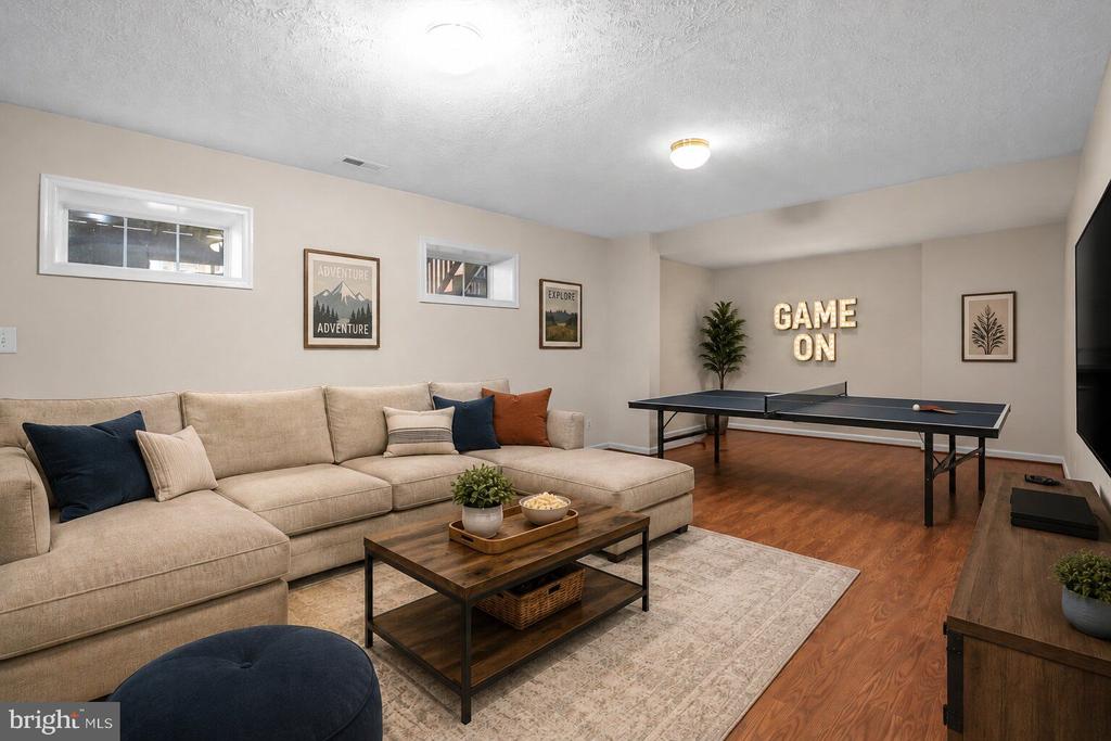 506 KENSINGTON DRIVE