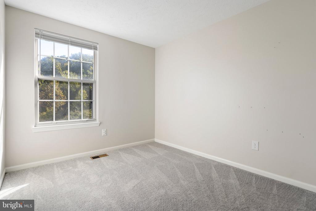 1011 HIGHPOINTE BOULEVARD