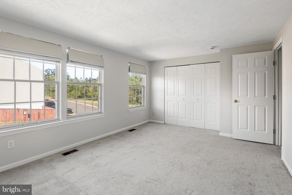 1011 HIGHPOINTE BOULEVARD