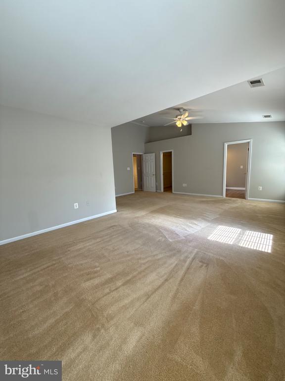 109 PALMER COURT