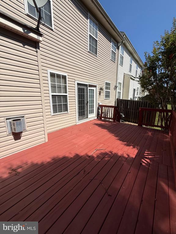 109 PALMER COURT
