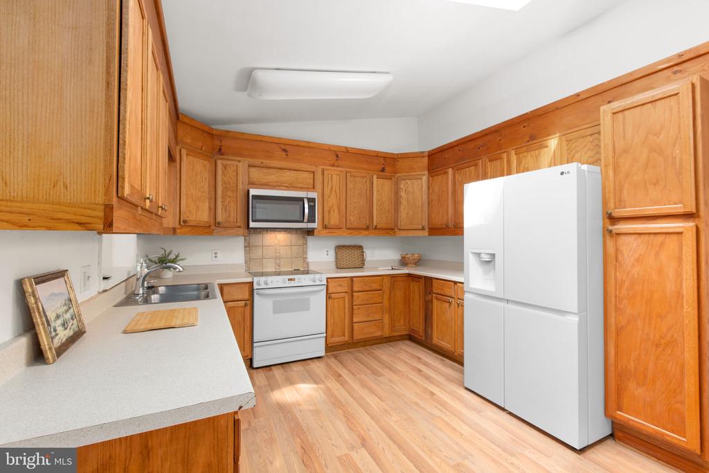 3208 AQUIA DRIVE