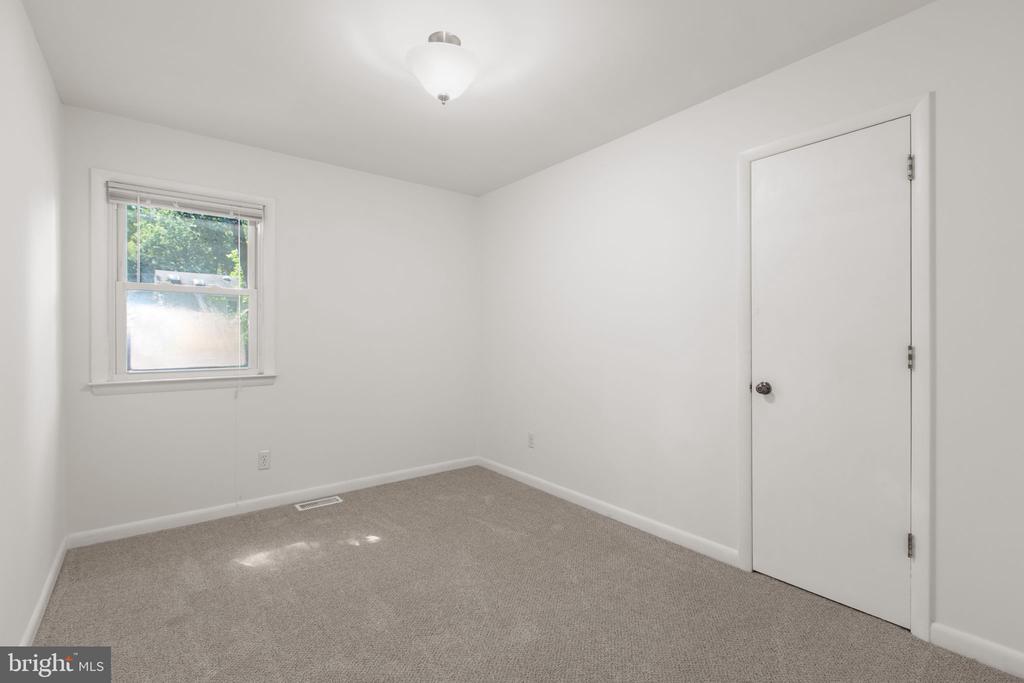 3208 AQUIA DRIVE